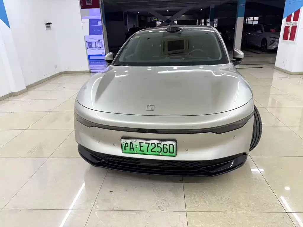 Zeekr 007 2024