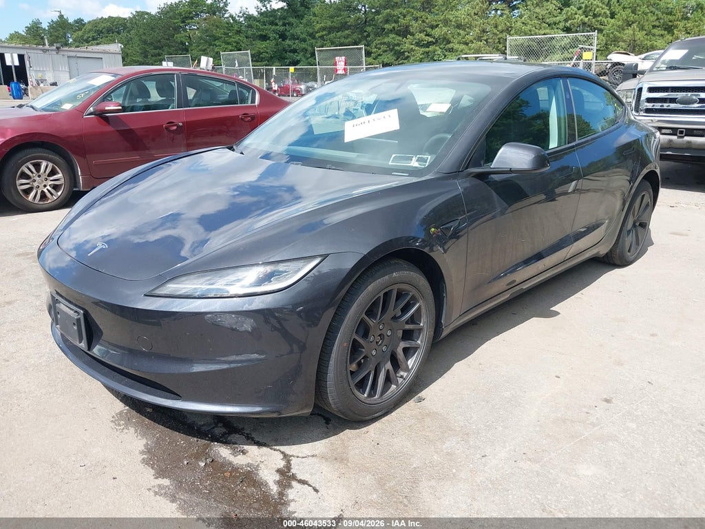 Tesla Model 3 2024