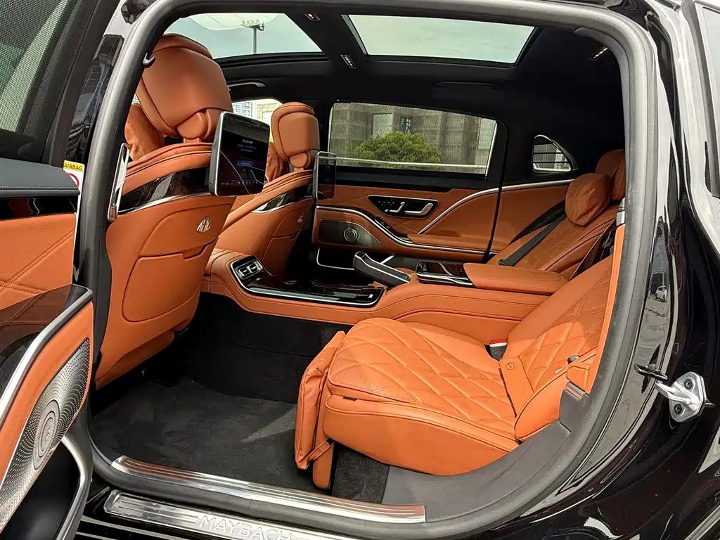 Mercedes-Benz Maybach S-Класс 2023