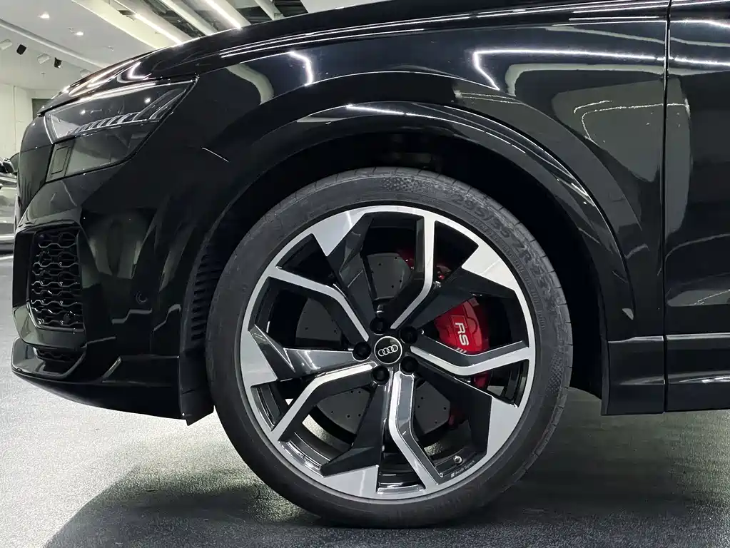 Audi RS Q8 2022
