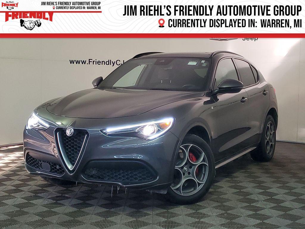 Alfa Romeo Stelvio 2023