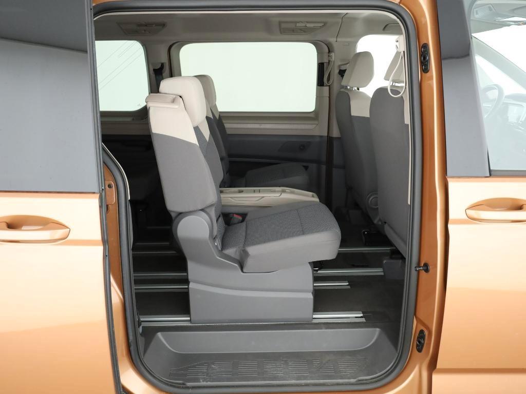 Volkswagen T7 MULTIVAN 2024