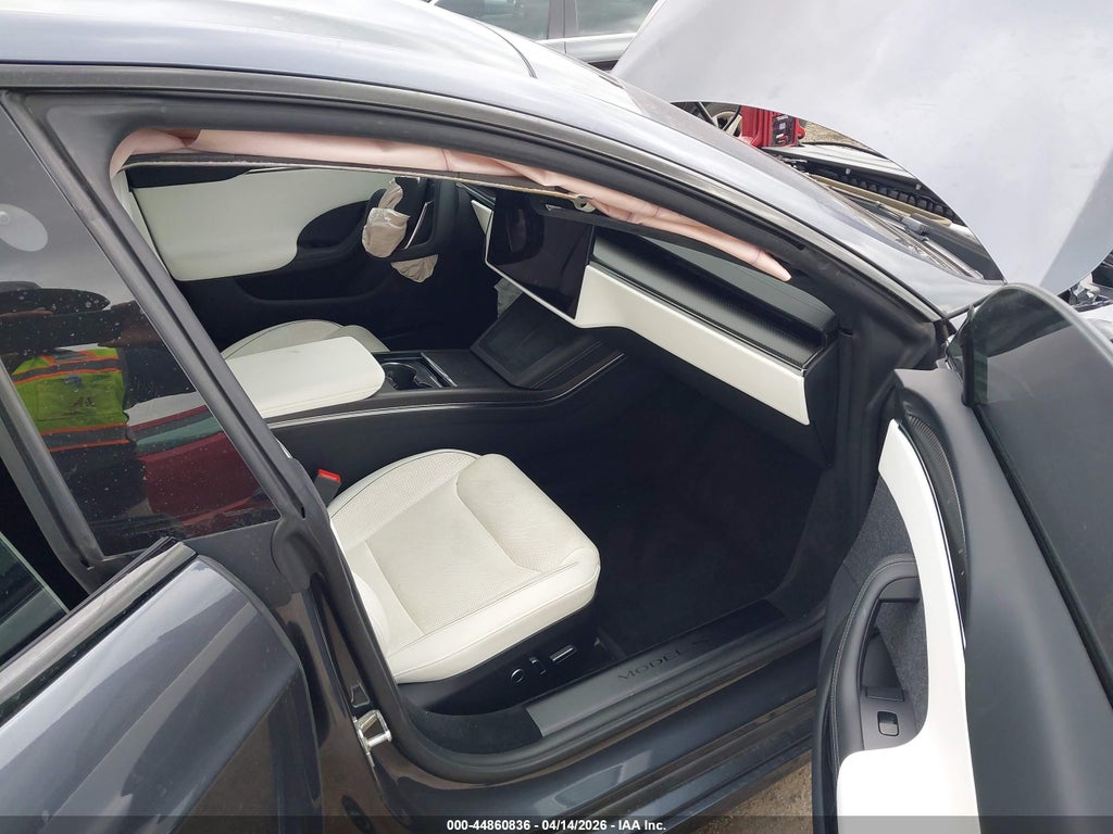 Tesla Model S 2021