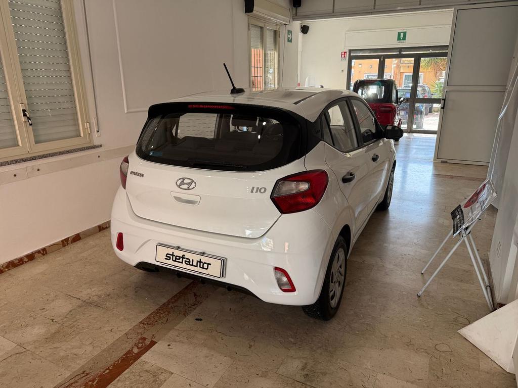 Hyundai i10 2021