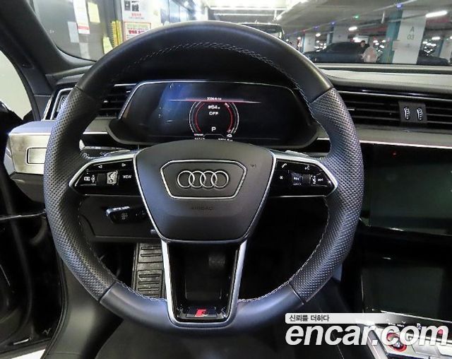 Audi e-tron 2023