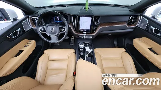 Volvo XC60 2021