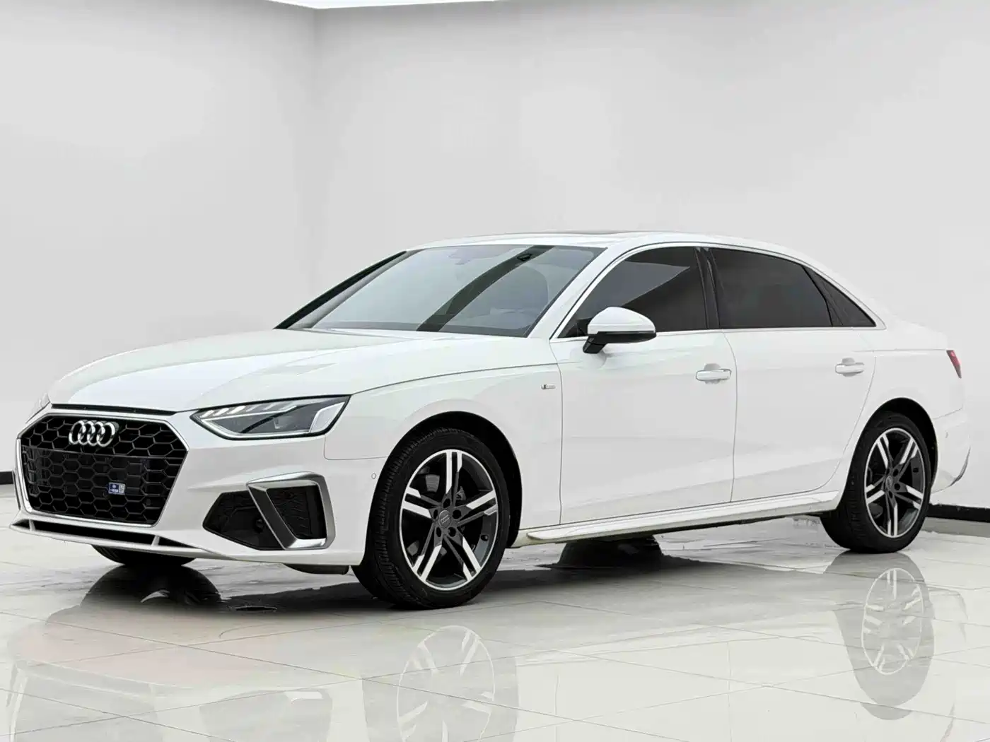 Audi A4 2023