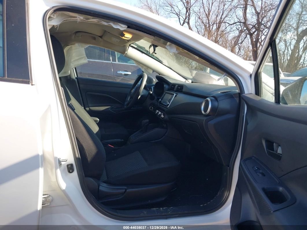 Nissan Versa 2024