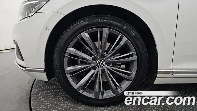 Volkswagen Passat 2022