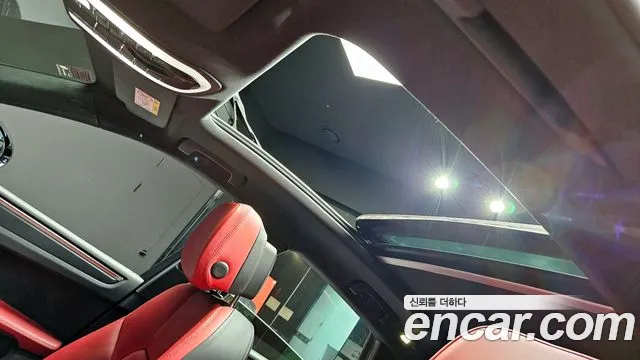 Porsche Macan 2021