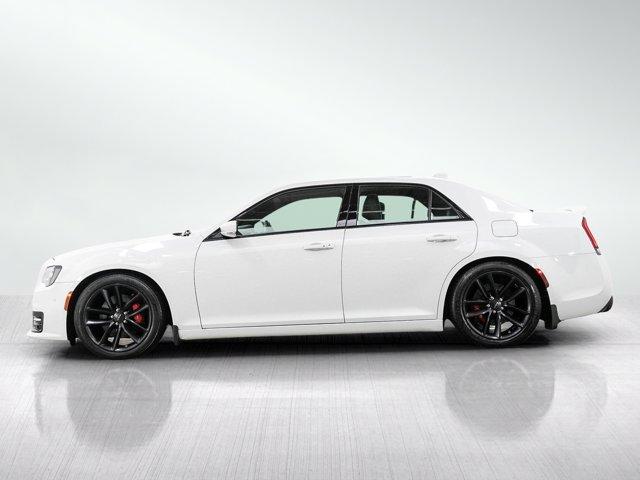Chrysler 300 2023