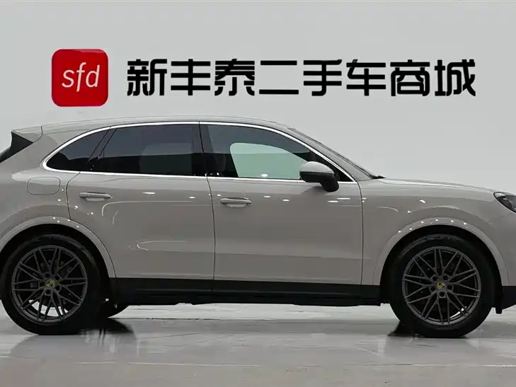 Porsche Cayenne 2024