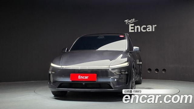 Tesla Model Y 2026