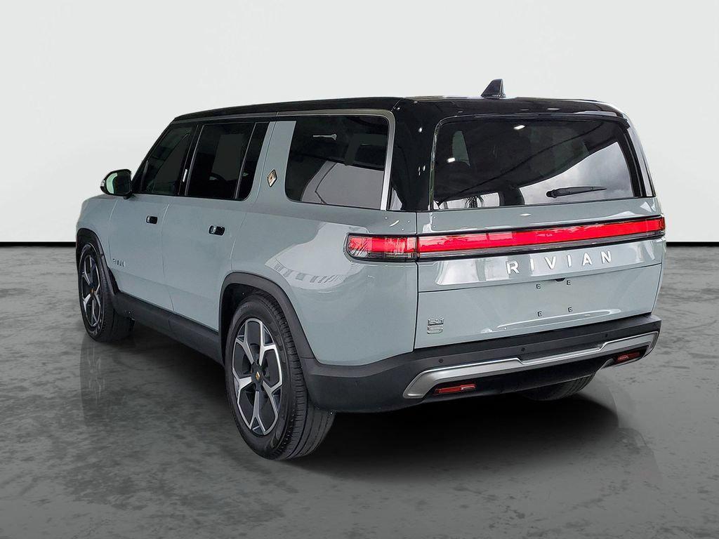 Rivian R1S 2024