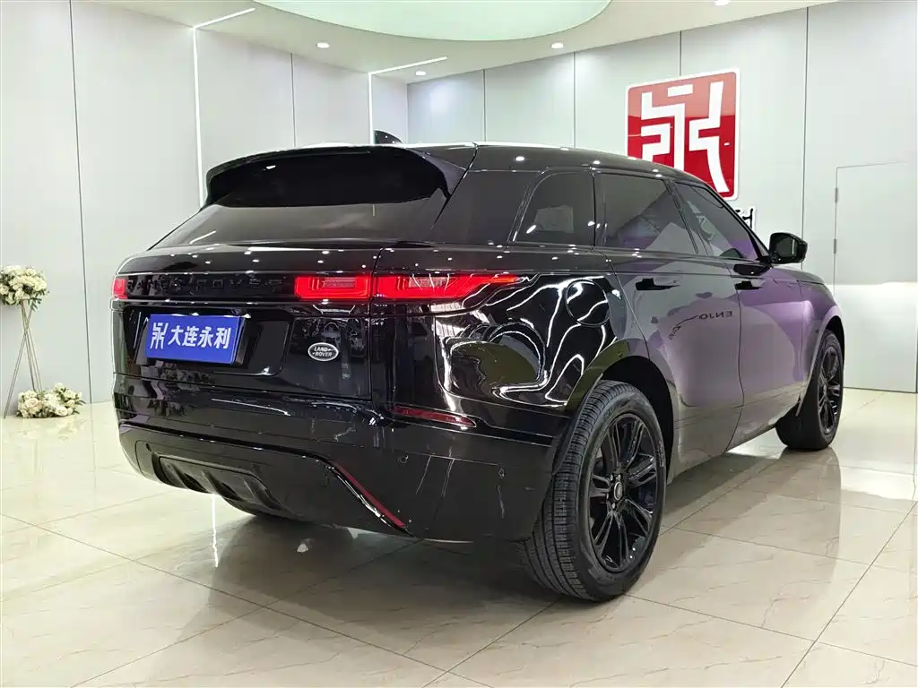 Land Rover Range Rover Velar 2021