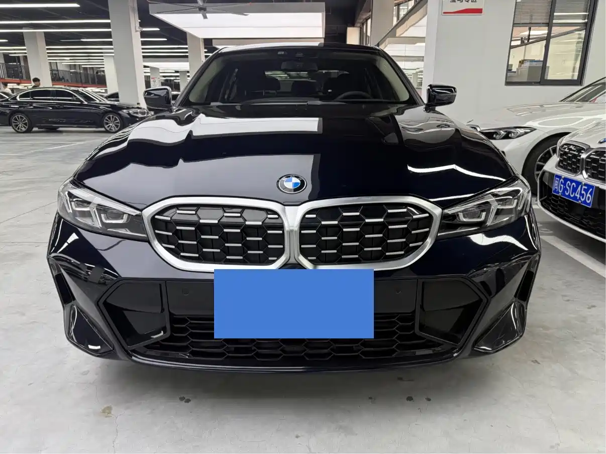 BMW 3 серии 2023