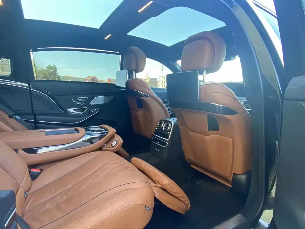 Mercedes-Benz Maybach S-Класс 2020
