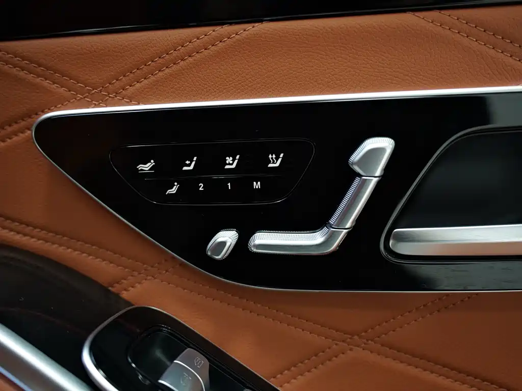 Mercedes-Benz Maybach S-Класс 2023