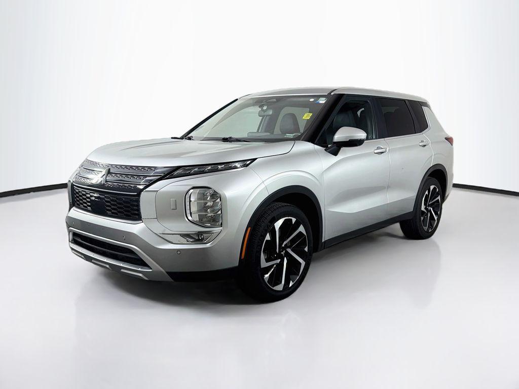 Mitsubishi Outlander 2024