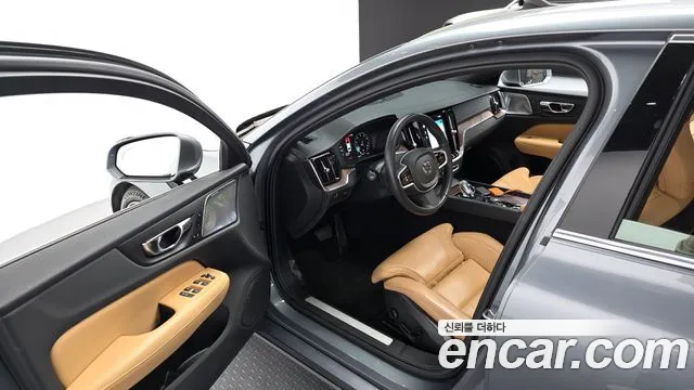 Volvo S60 2021