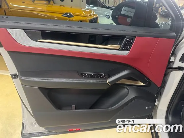 Porsche Cayenne 2024