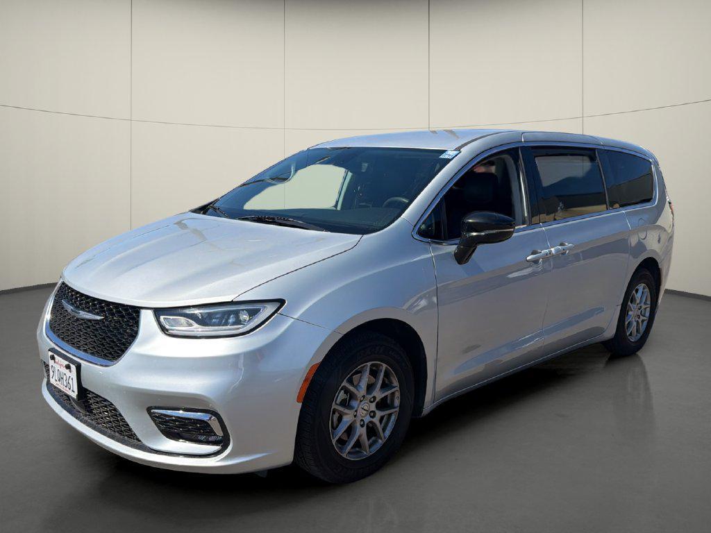 Chrysler Pacifica 2024