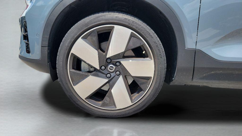 Volvo C40 2023