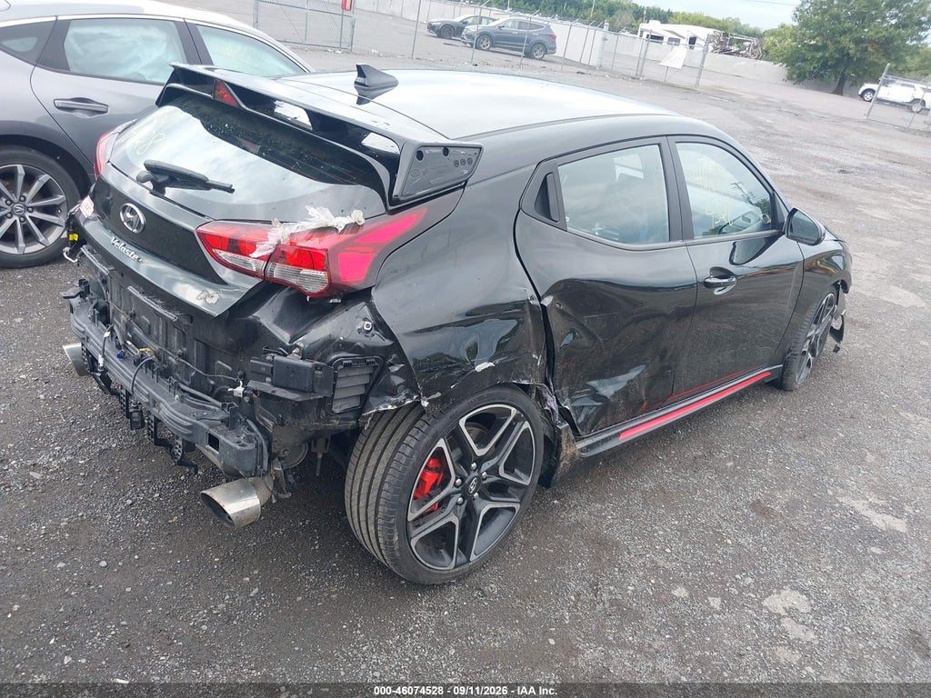 Hyundai Veloster 2022