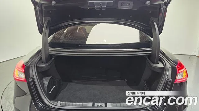 Maserati Ghibli 2020