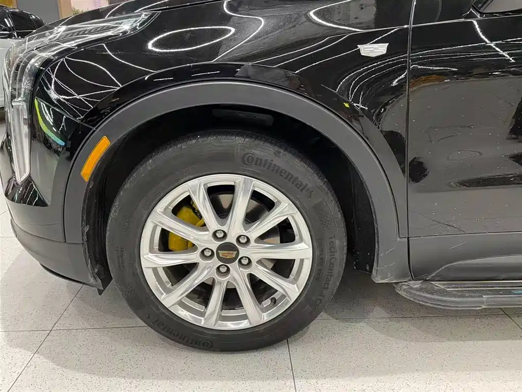Cadillac XT4 2021