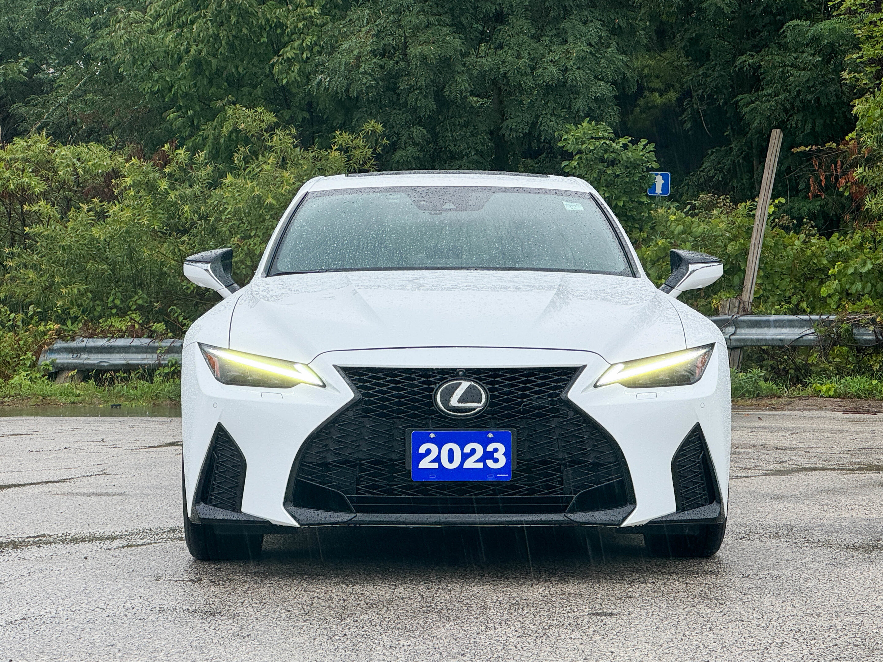 Lexus IS 2023