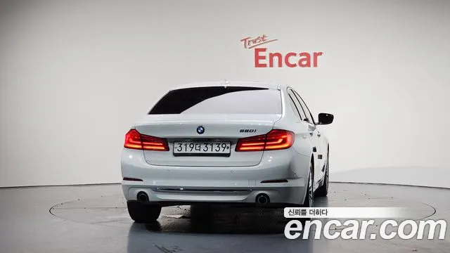 BMW 5 серии 2020