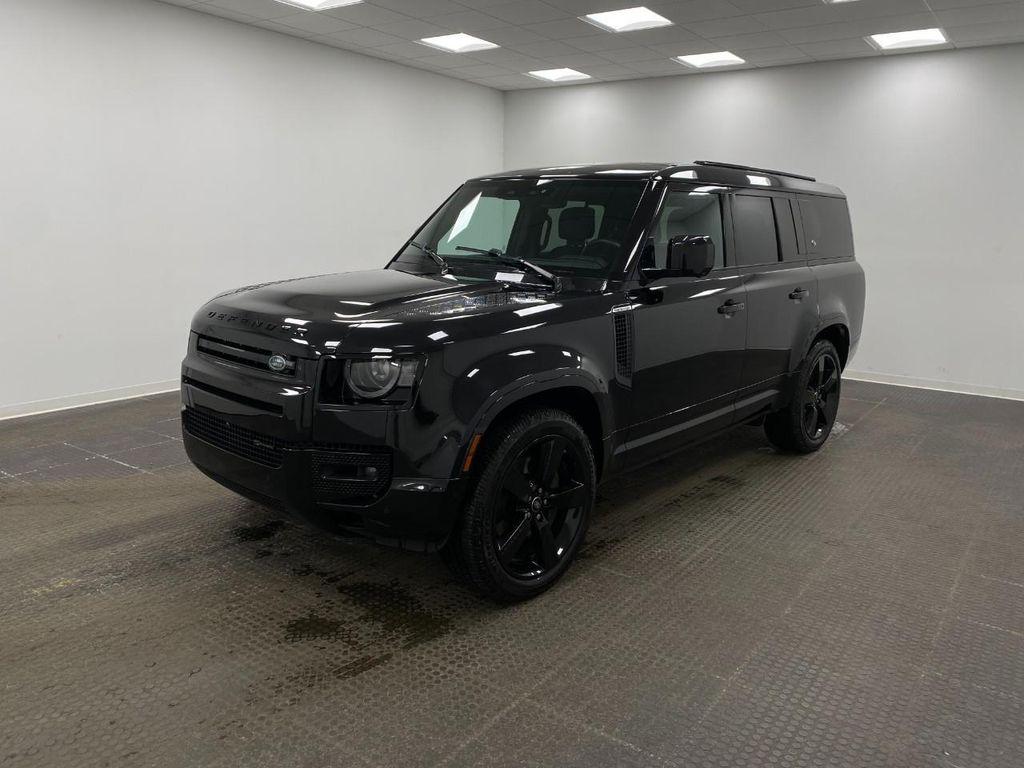 Land Rover Defender 2023