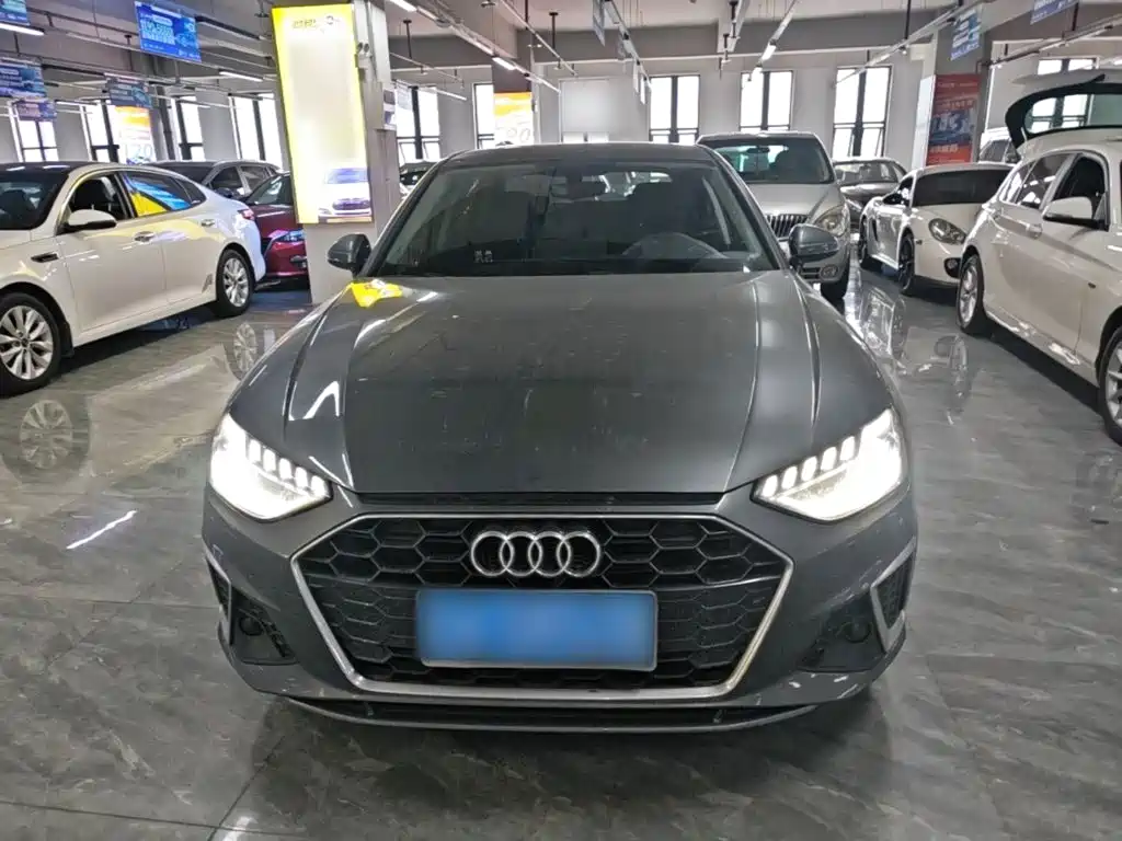 Audi A4 2021