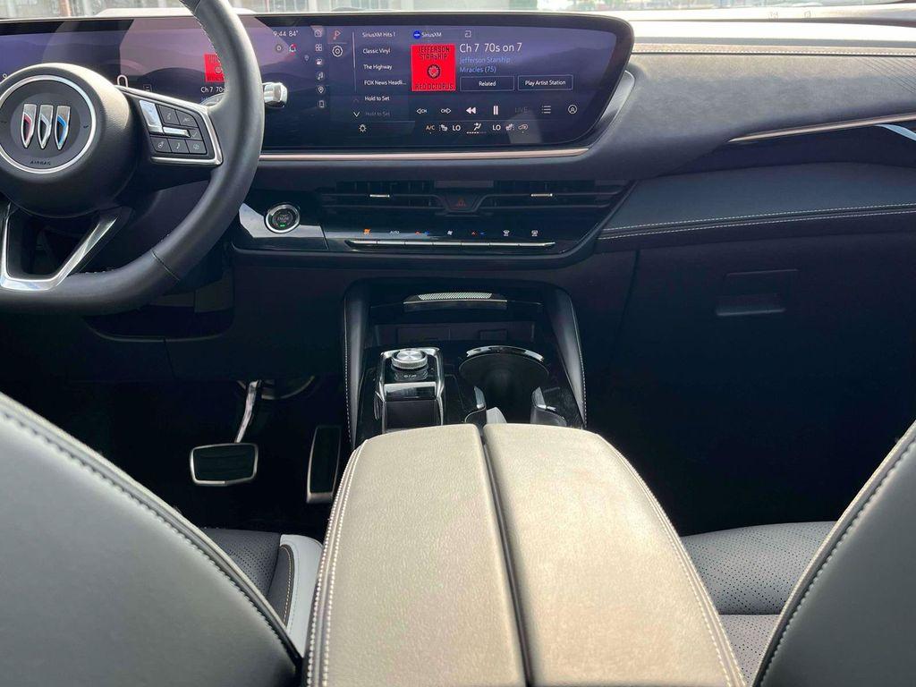 Buick Envision 2025