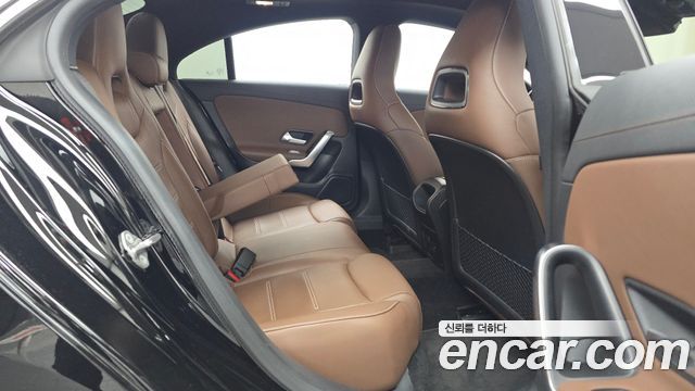 Mercedes-Benz CLA 2022