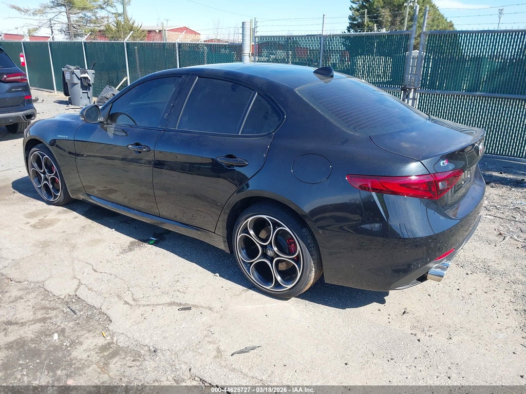 Alfa Romeo Giulia 2022