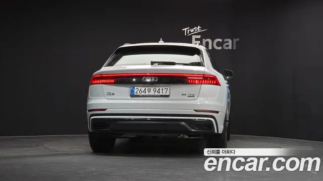Audi Q8 2021