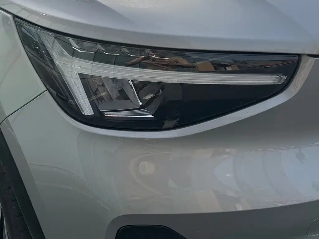 Volvo C40 2023