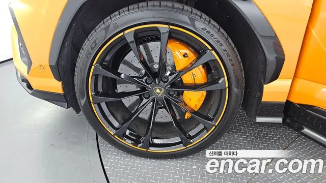 Lamborghini Urus 2022