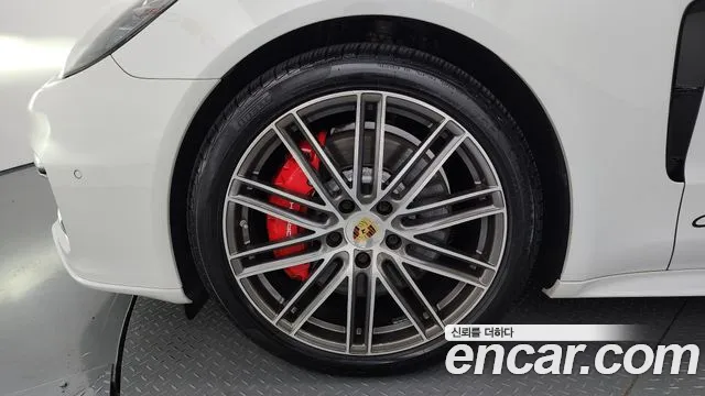 Porsche Panamera 2020