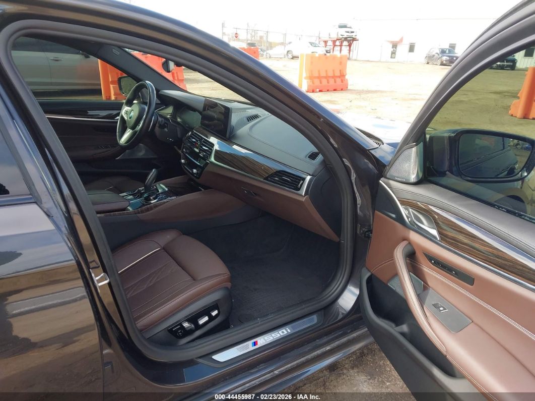 BMW M550 2021
