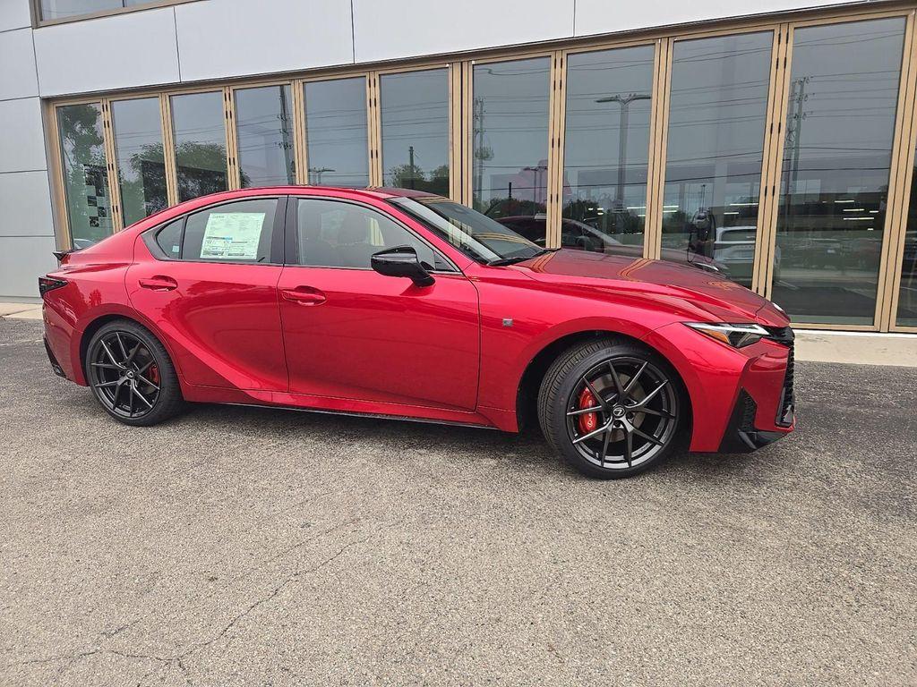 Lexus IS 2026