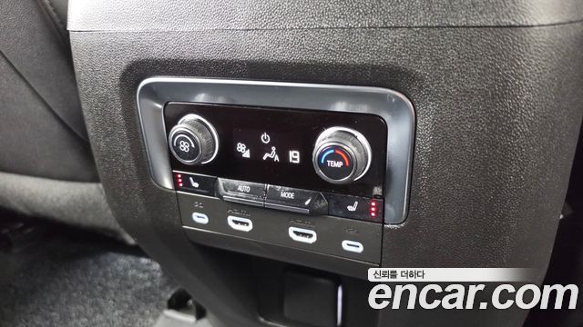 Chevrolet Tahoe 2023