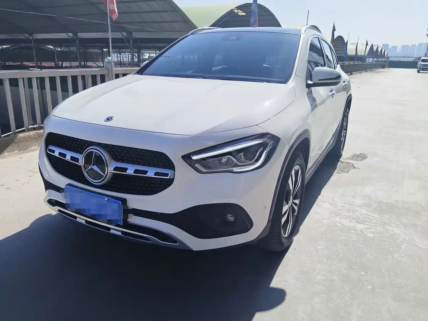 Mercedes-Benz GLA 2023