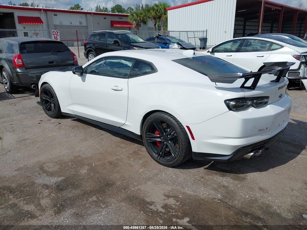 Chevrolet Camaro 2021