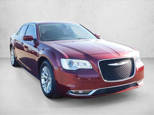 Chrysler 300 2021
