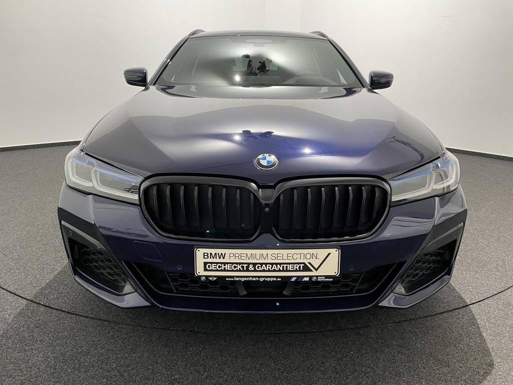 BMW 540 2023