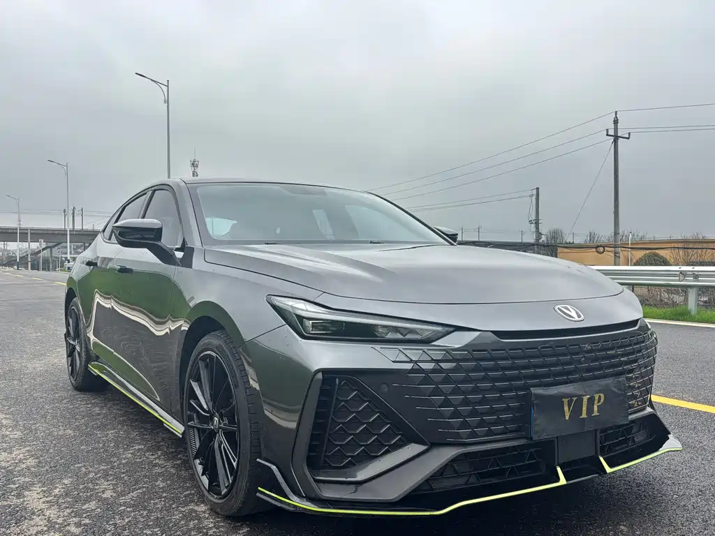 Changan UNI-V 2022