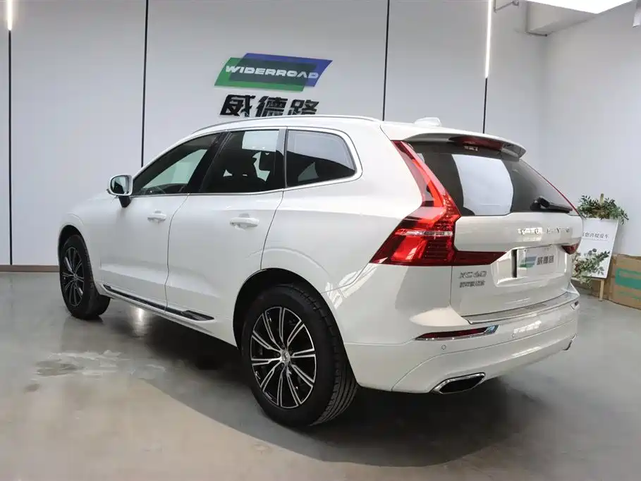Volvo XC60 2021